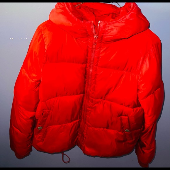 Cropped Red/OrangeUndertone American Eagle bomber jacket! - Picture 4 of 4